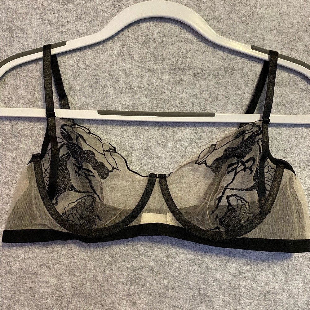 Shein Unlined Demi Bra with Floral Embroidery